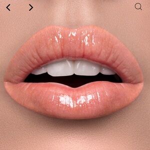 Mellow Cosmetics Lip Gloss in shade Tahiti New in box!